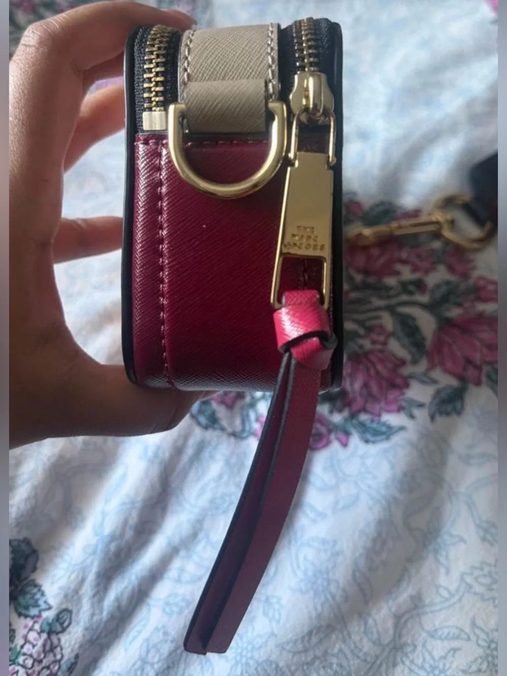 Marc Jacobs Blush Pink Snapshot Crossbody with Burgundy Stripe Strap ❤️🩷 - Picture 4 of 8